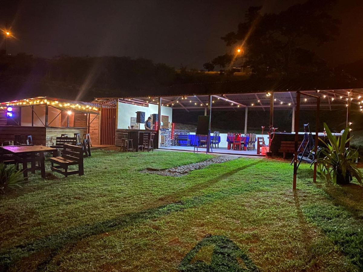 Aparthotel Quinta Bella Vista Cartago Exteriér fotografie